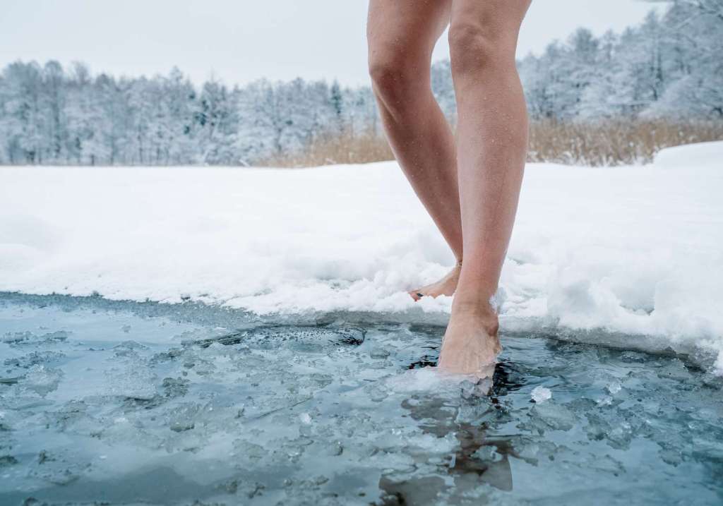 Cold Water Immersion Shows Promise for Cellular Health Benefits